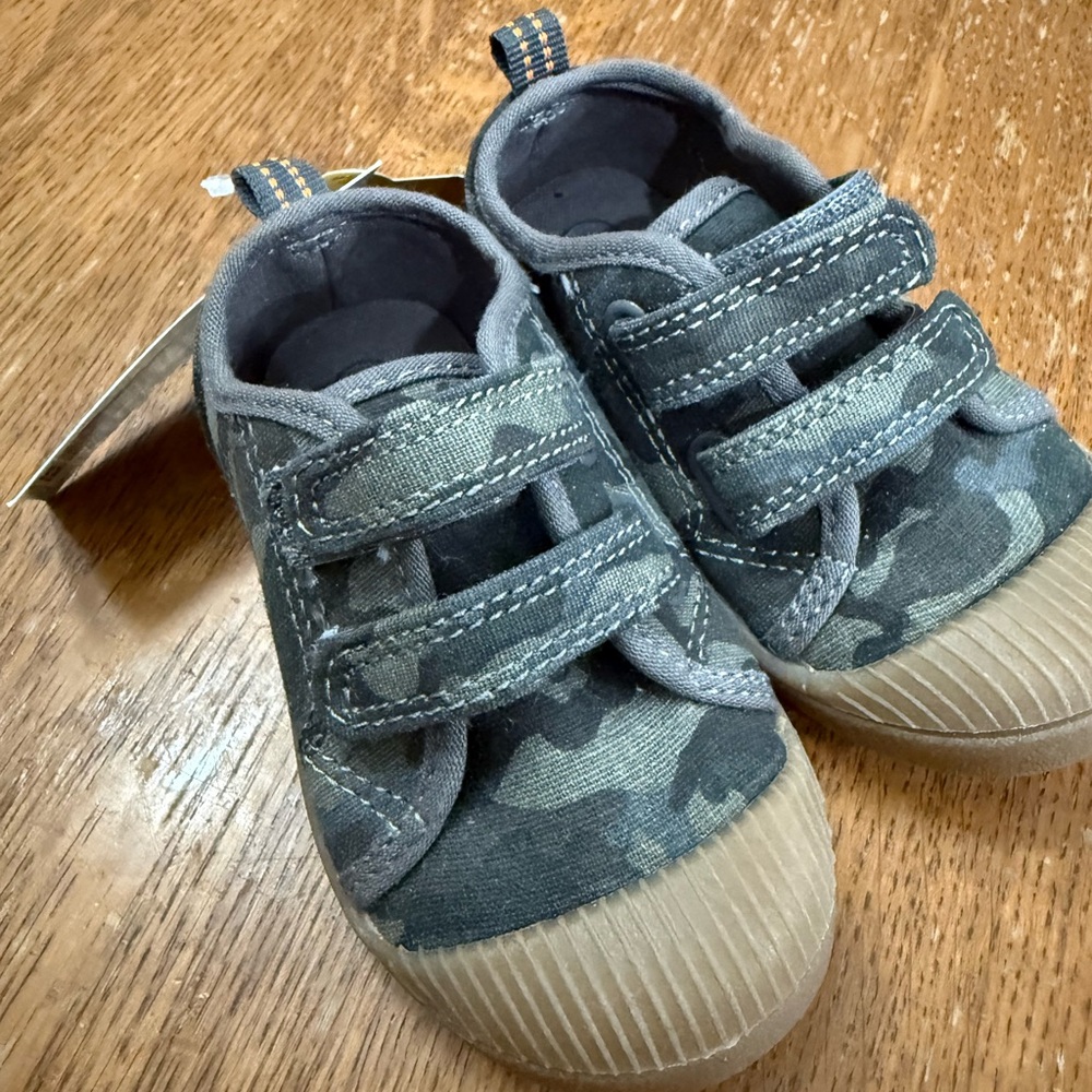 Cat & Jack Green Camouflage Kids Sneakers